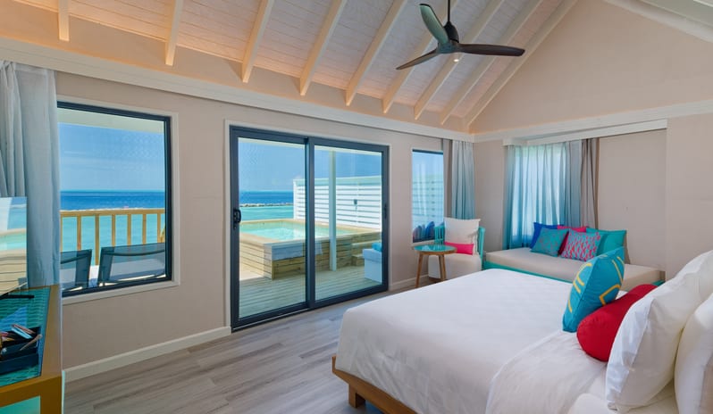 Sunrise and Sunset Water Villas, Interior